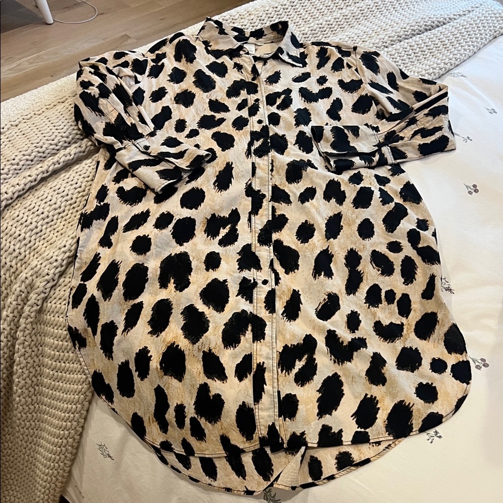 H&M Black and Tan Animal Print Men's Shirt